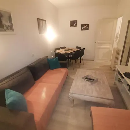 Apartman House Of Flowers