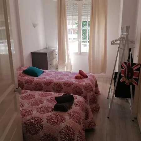 House Of Flowers Apartman *